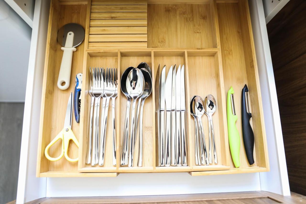 Aura Home Rent Of Rooms With Shared Kitchen Бари Екстериор снимка